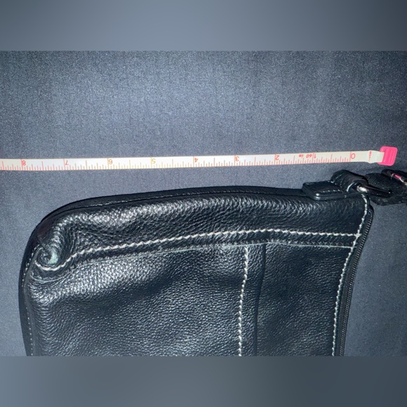 The Sak Black Small Leather Crossbody Bag - Picture 7 of 9